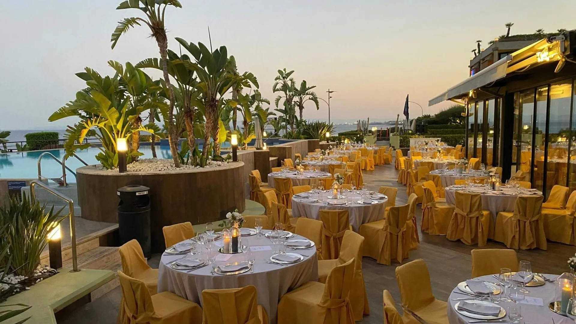Four Points By Sheraton Catania Hotel Cannizzaro 4*,  Italië