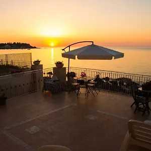 Apartamento In Agnese, Aci Trezza